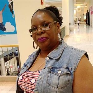 Meet your Posher, Linda